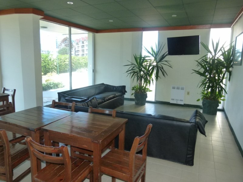 Departamento a metros de Playa Brava
